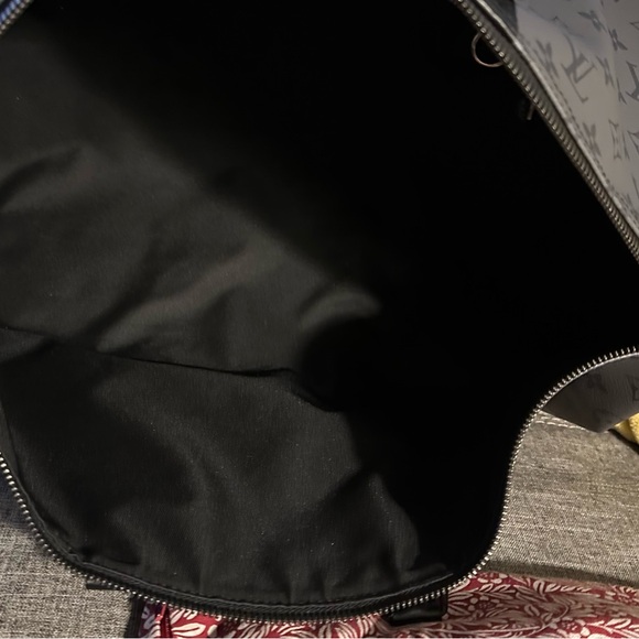 Keepall 50 black and gray. Like new condition,. Perfect addition to collection!! - Picture 15 of 16